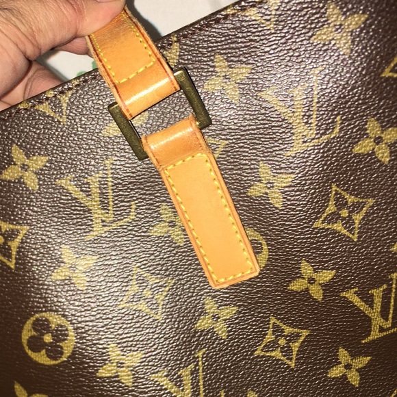 Super cute 🥰 Authentic LV VAVIN MONOGRAM TOTE - Picture 16 of 17